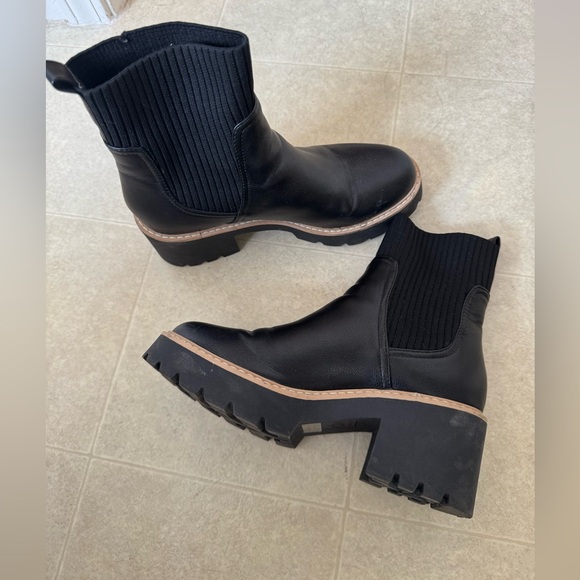 Cute boots - Picture 5 of 6